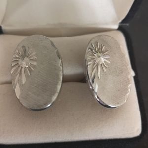 Beautiful Swank Cufflinks